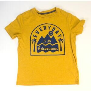 OLD NAVY "EVERYDAY IS AN ADVENTURE" TEE SIZE 8